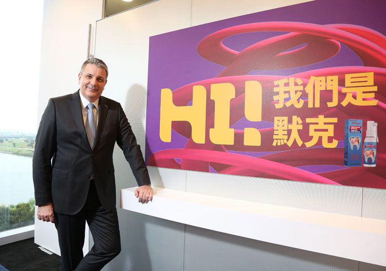 熱賣【牙周炎輕鬆治療】草本精華,專攻牙痛,不拔牙不開刀,一噴止痛,消除牙痛/牙周炎/牙齦腫痛等口腔問題